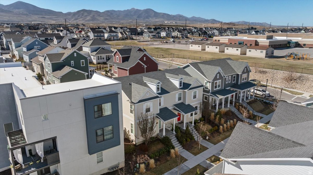 6321 W MOON DR South Jordan, UT 84009