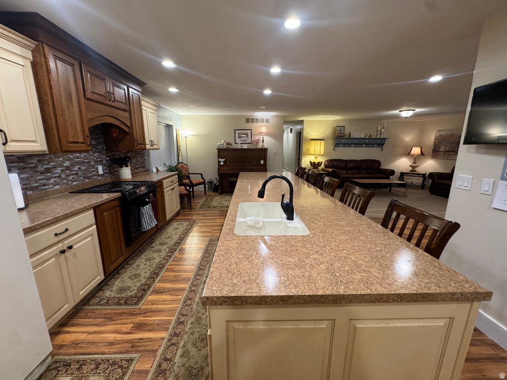 655 N 8TH Preston, ID 83263