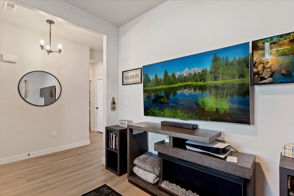 96 N 3830 W West Point, UT 84015