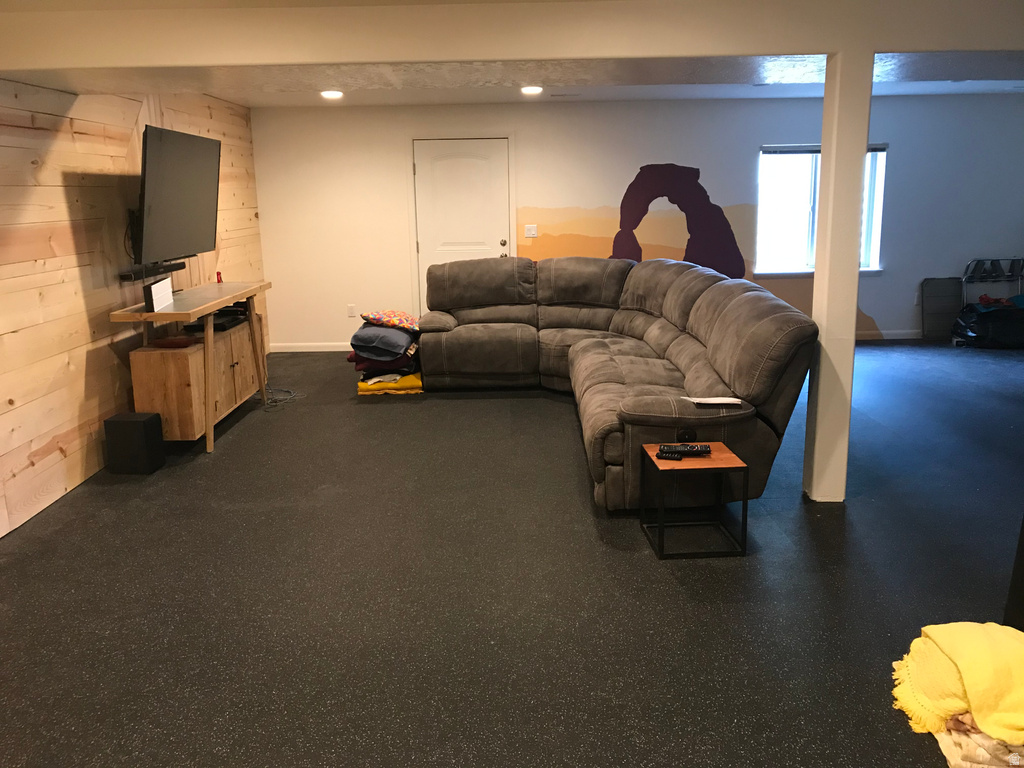 135 CONSTITUTION DR Roosevelt, UT 84066