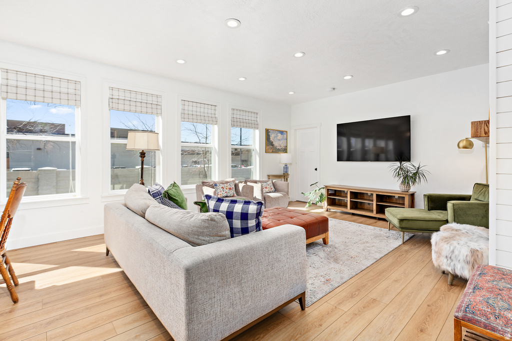 645 W 920 N Orem, UT 84057