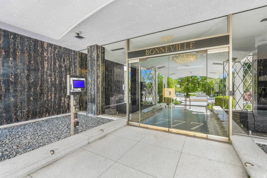 777 E SOUTH TEMPLE #3J Salt Lake City, UT 84102