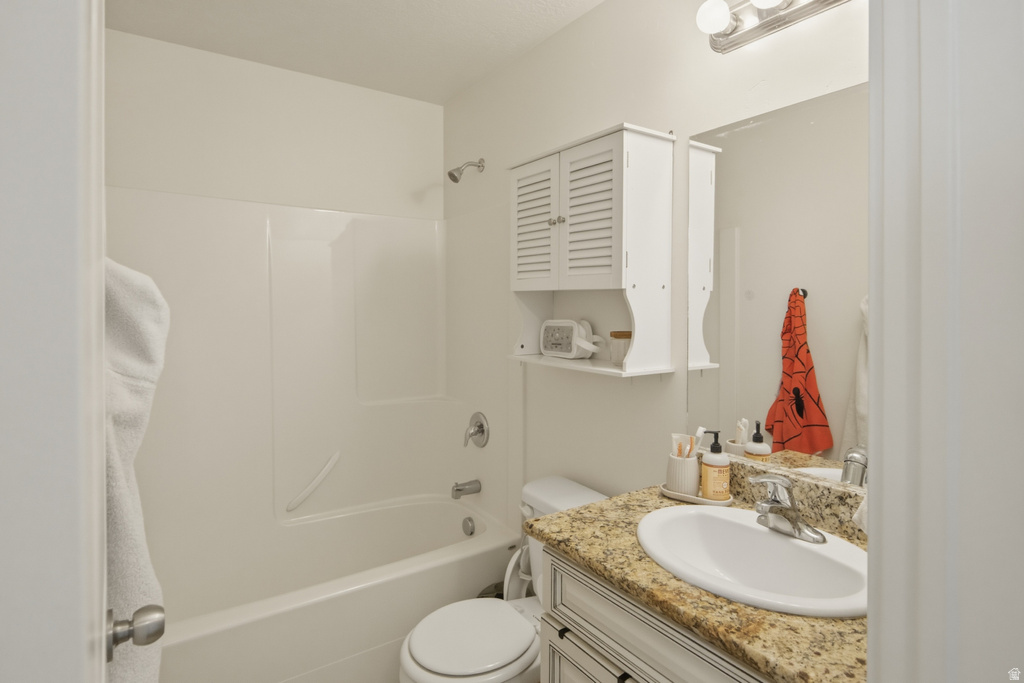 1711 E SHADOW DR Eagle Mountain, UT 84005