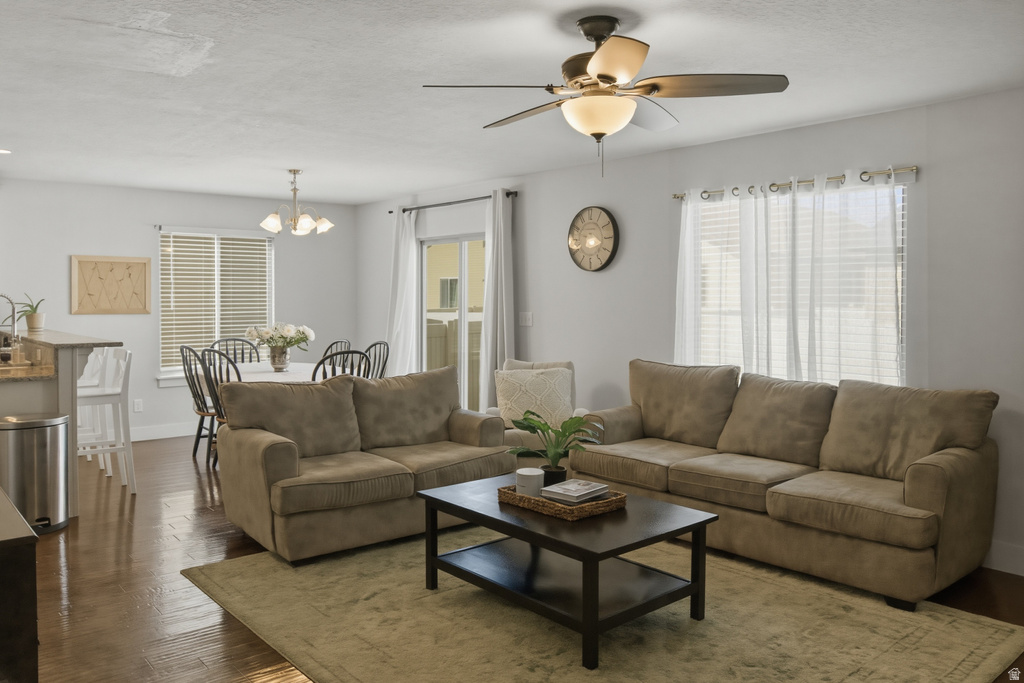 1711 E SHADOW DR Eagle Mountain, UT 84005