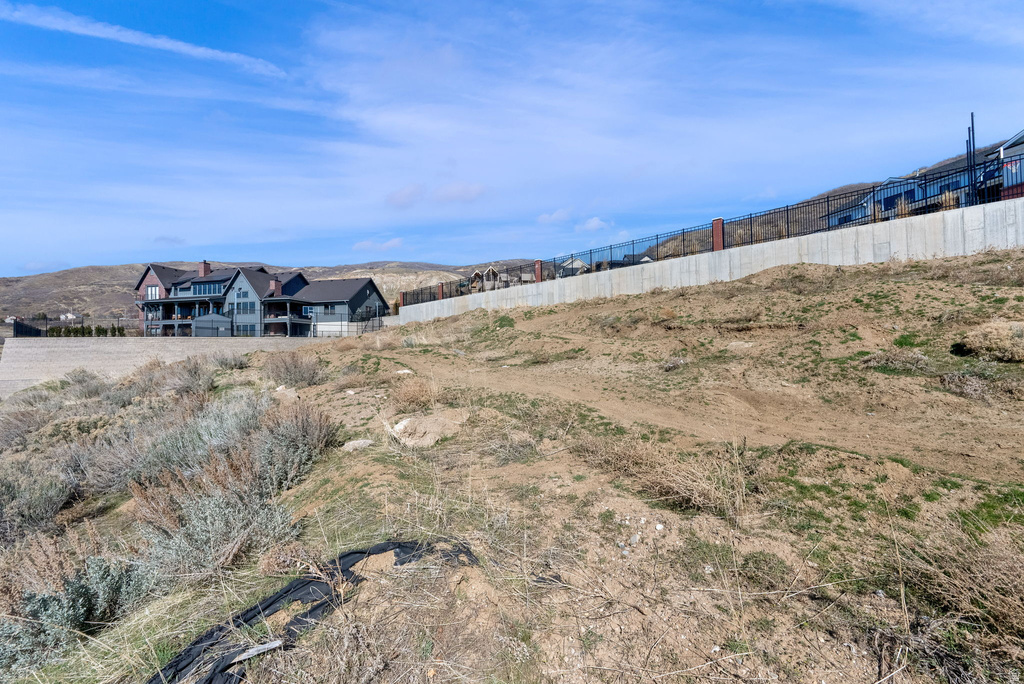 198 N 1500 DR Bountiful, UT 84010