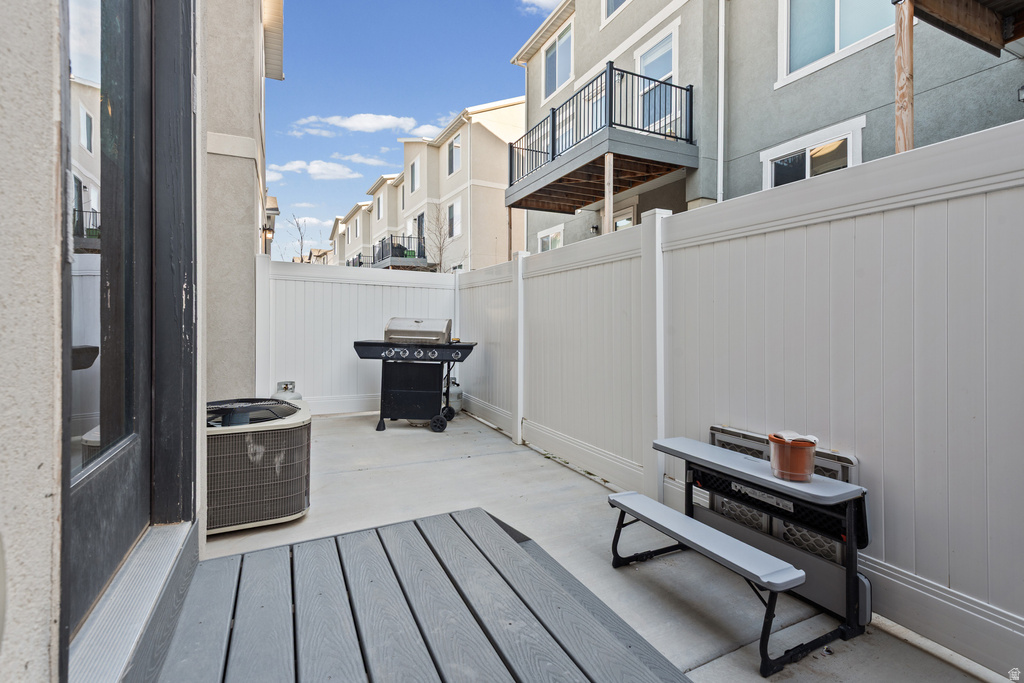 8609 W MEADOW BANK WAY Magna, UT 84044