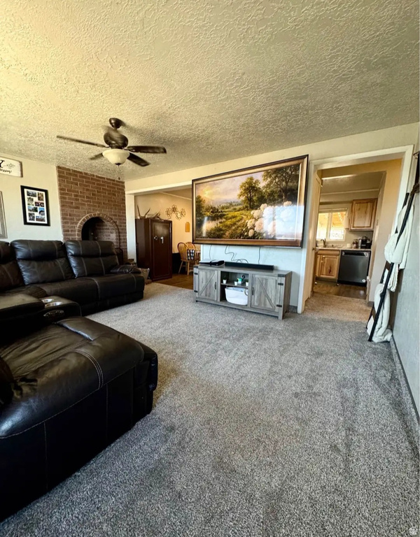 4726 S 2500 E Vernal, UT 84078