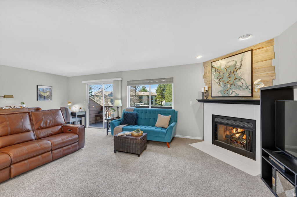 7738 S SUNBIRD WAY Midvale, UT 84047