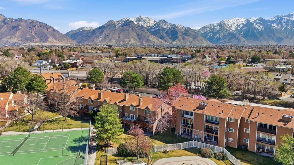 7738 S SUNBIRD WAY Midvale, UT 84047