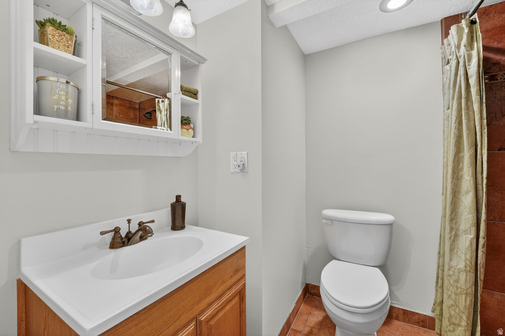 7738 S SUNBIRD WAY Midvale, UT 84047