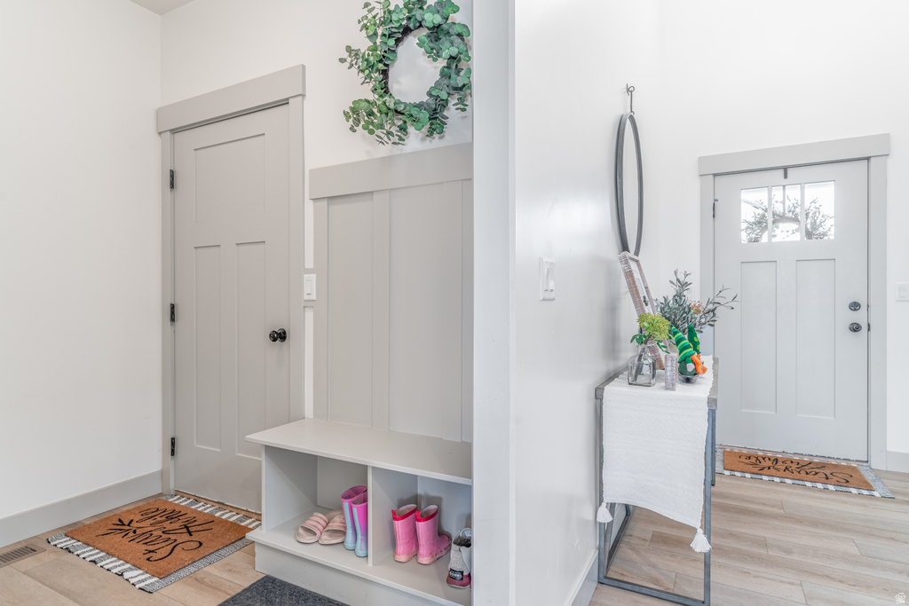 4096 W 1725 N Plain City, UT 84404