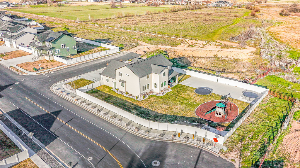 4096 W 1725 N Plain City, UT 84404