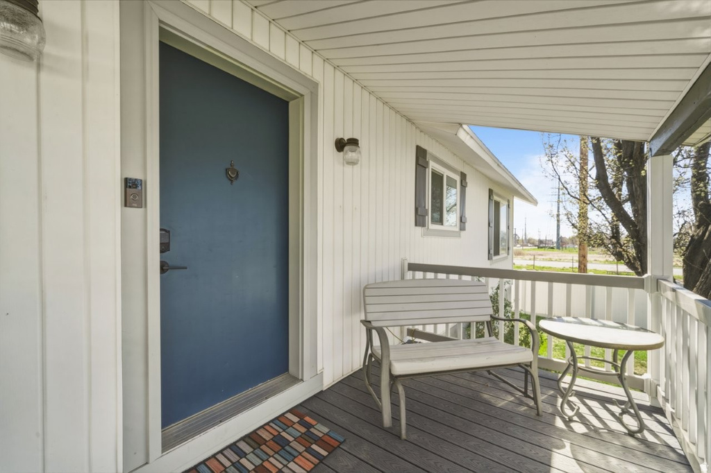 1055 S 1000 W Clearfield, UT 84015