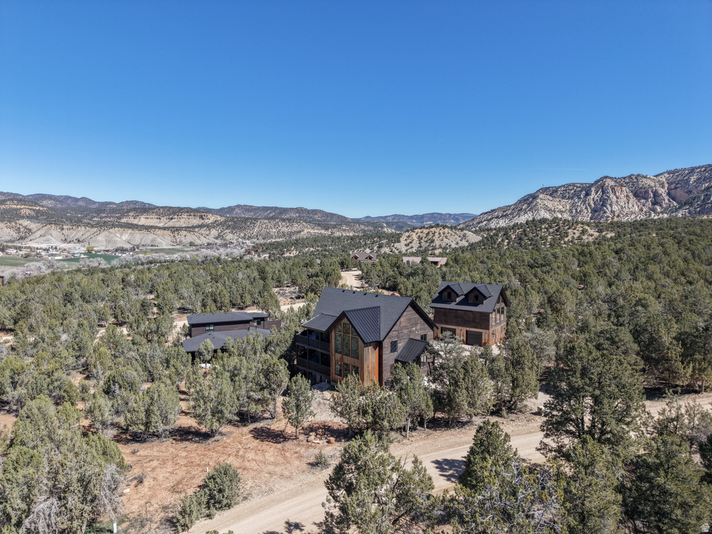 375 W WHITE CLIFFS DR Orderville, UT 84758