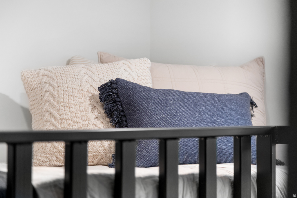 375 W WHITE CLIFFS DR Orderville, UT 84758