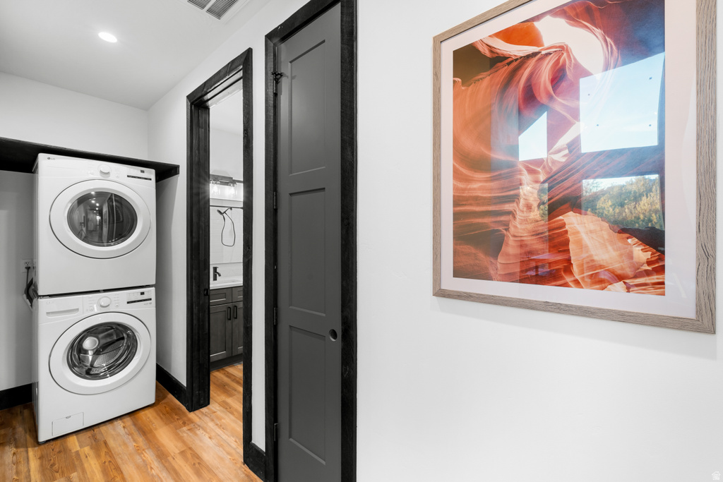 375 W WHITE CLIFFS DR Orderville, UT 84758