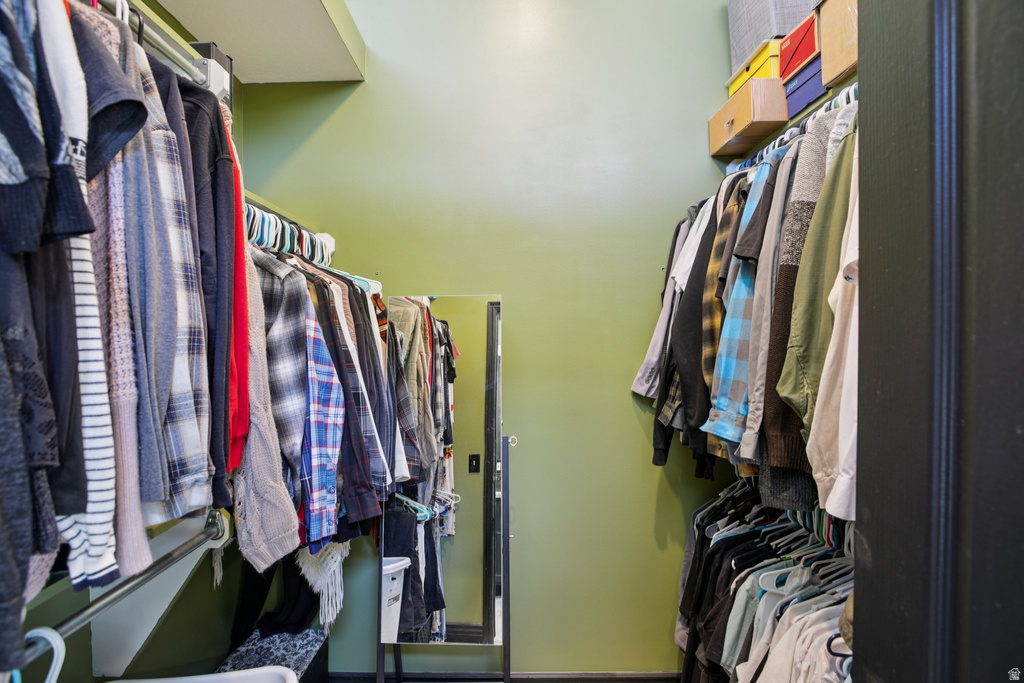 1960 N 2150 E Layton, UT 84040