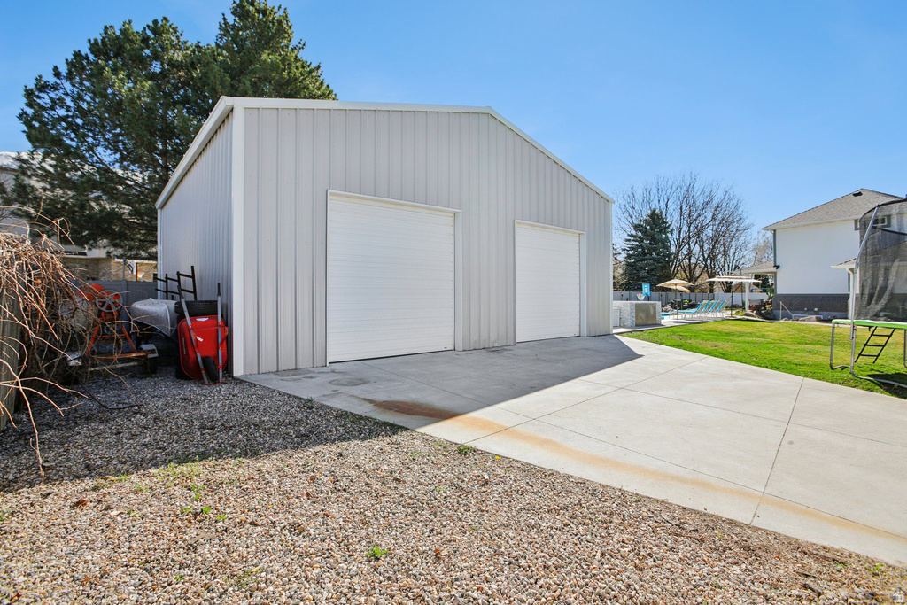 1960 N 2150 E Layton, UT 84040