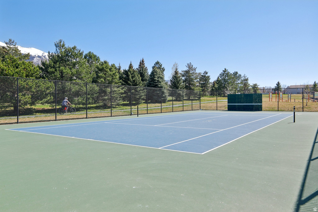 1960 N 2150 E Layton, UT 84040