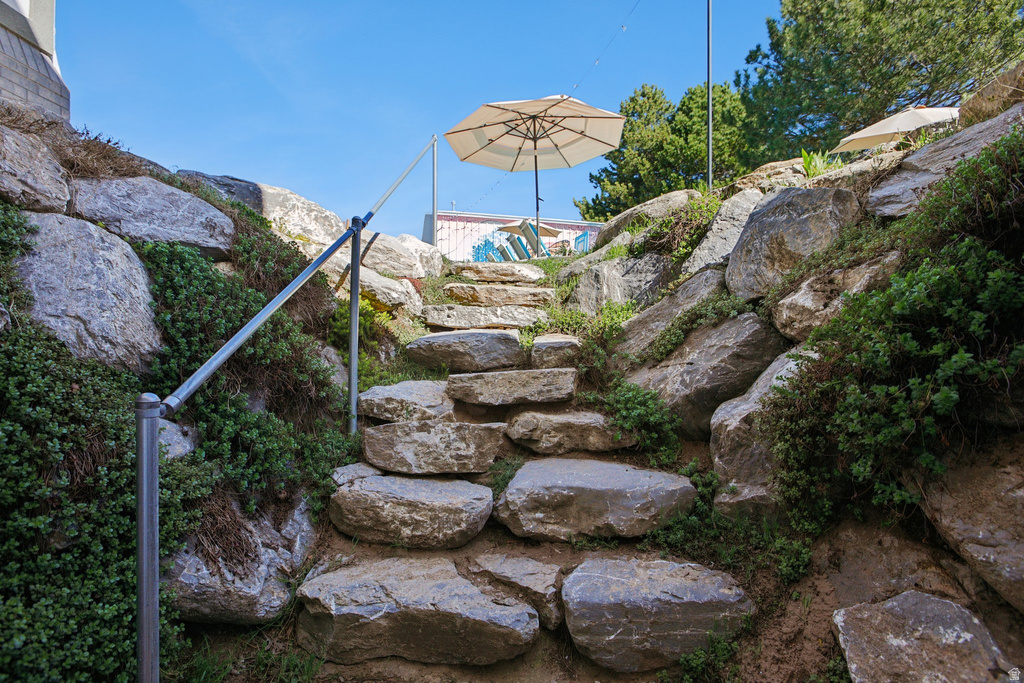 1960 N 2150 E Layton, UT 84040