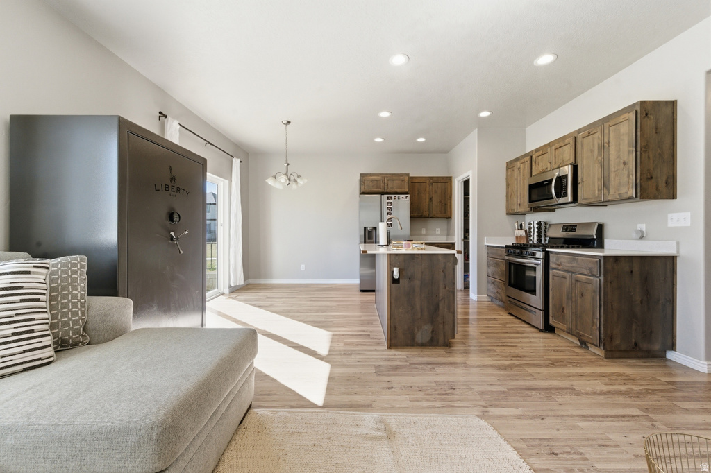 654 N 2560 E Spanish Fork, UT 84660