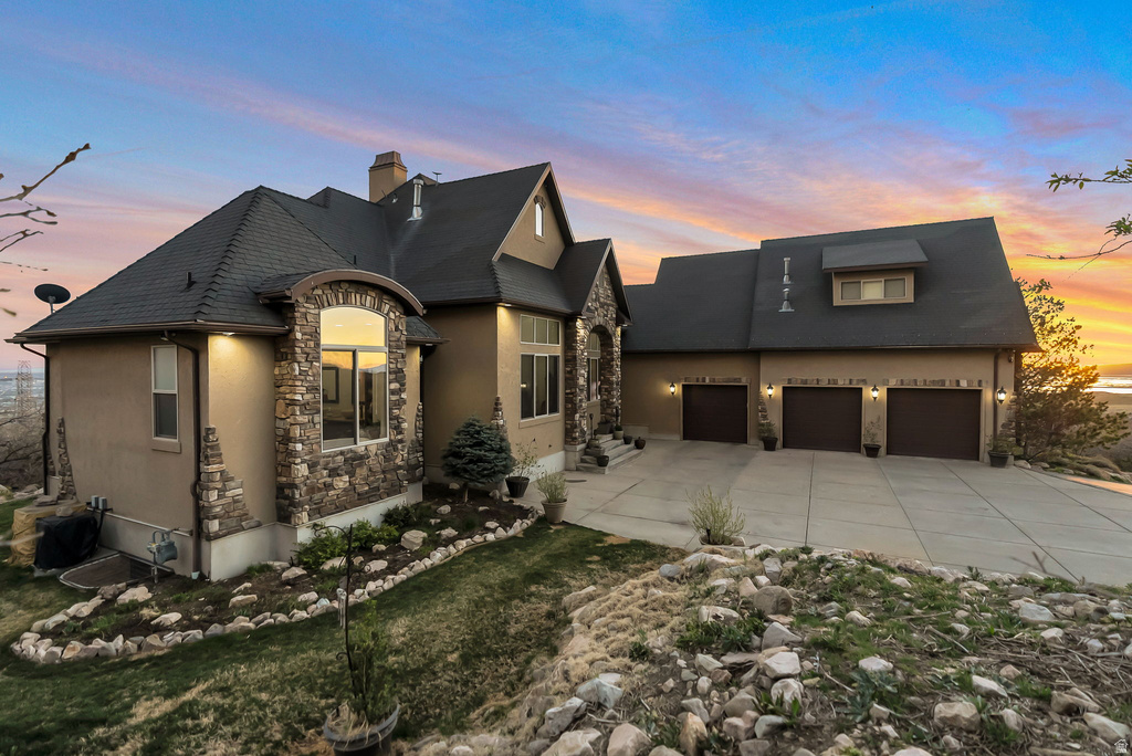 5055 N WATERFALL DR Pleasant View, UT 84414