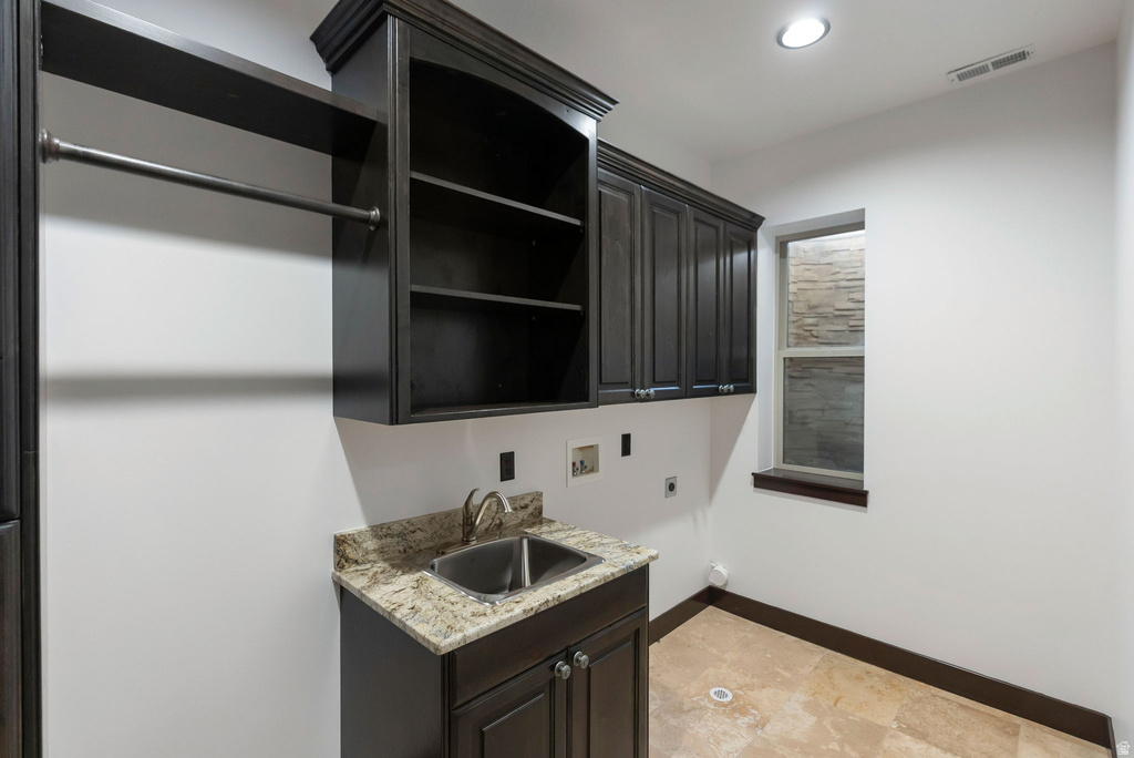 5055 N WATERFALL DR Pleasant View, UT 84414