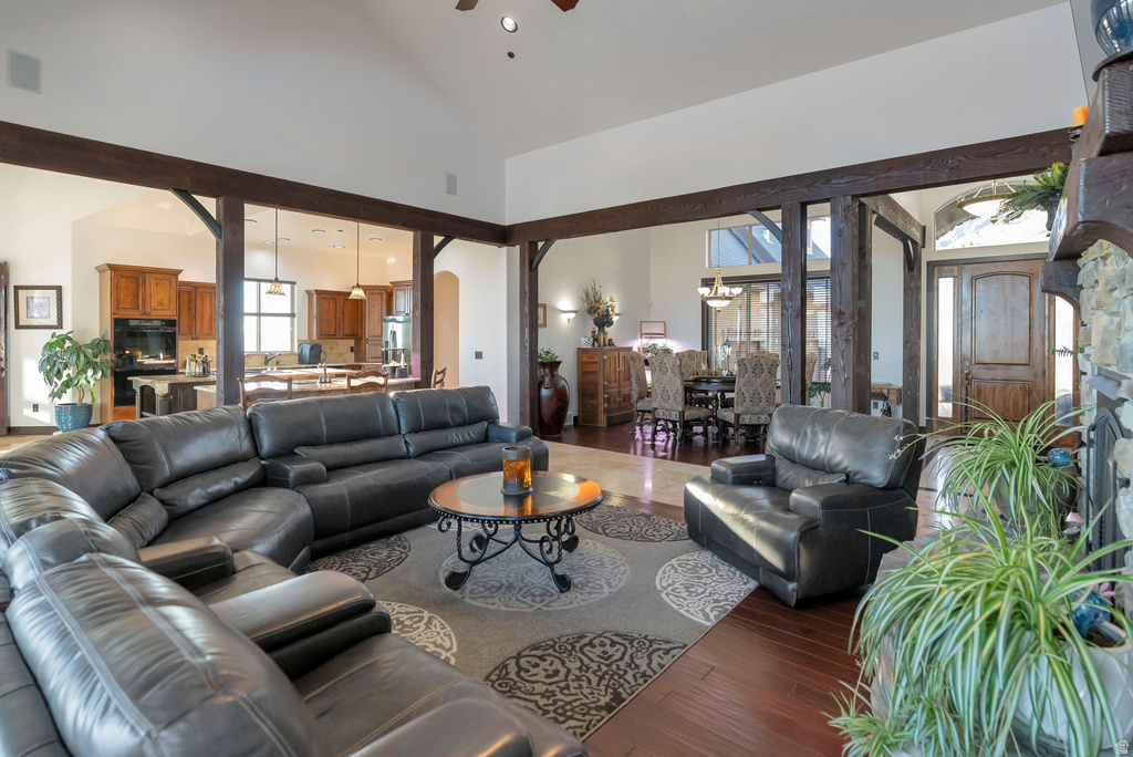 5055 N WATERFALL DR Pleasant View, UT 84414