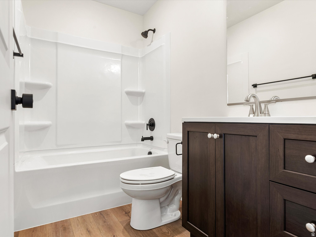64 E CEDAR LN Malad City, ID 83252