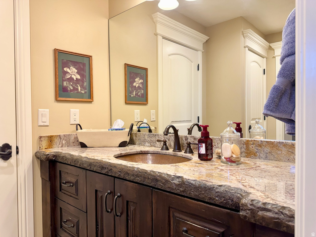 15319 S INDIAN PAINT CIR Bluffdale, UT 84065