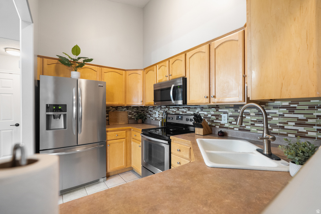 848 E 3950 S #C Salt Lake City, UT 84107