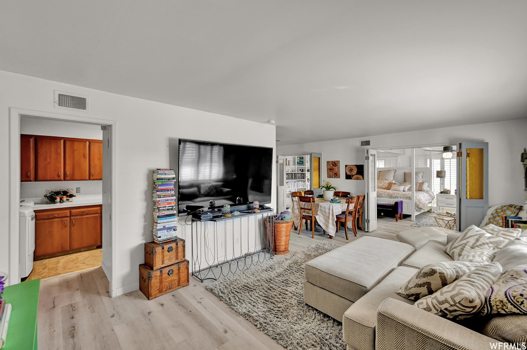 2244 E CARRIAGE LN #74 Holladay, UT 84117