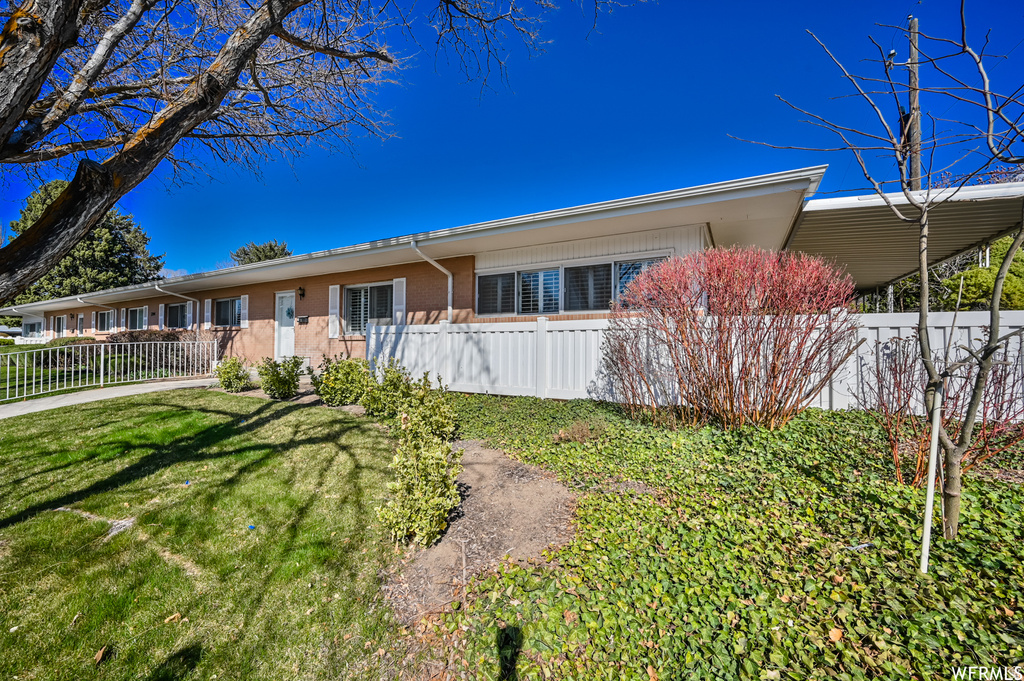 2244 E CARRIAGE LN #74 Holladay, UT 84117