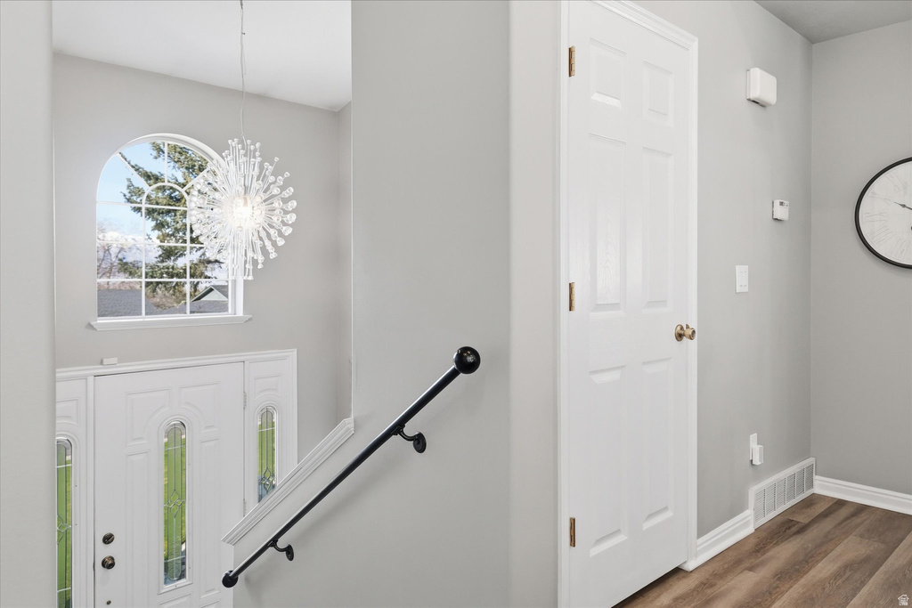 1131 E LAMPLIGHTER DR River Heights, UT 84321