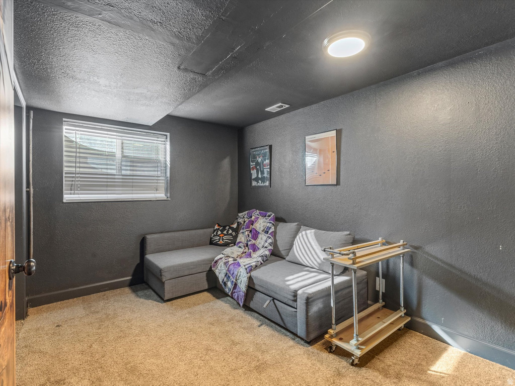 1125 S CUSTER AVE Ogden, UT 84404