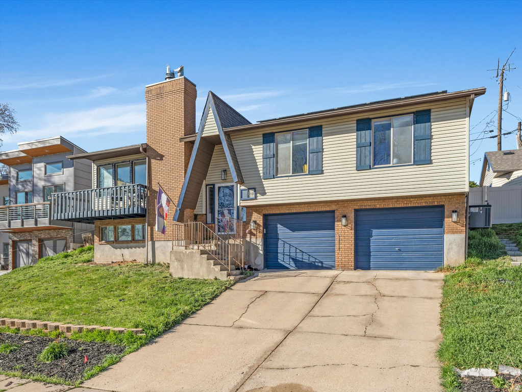 1125 S CUSTER AVE Ogden, UT 84404