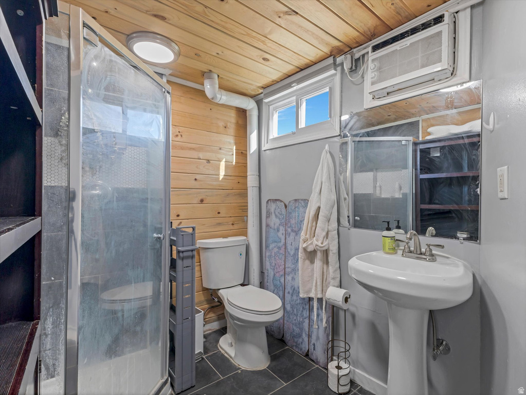 1125 S CUSTER AVE Ogden, UT 84404