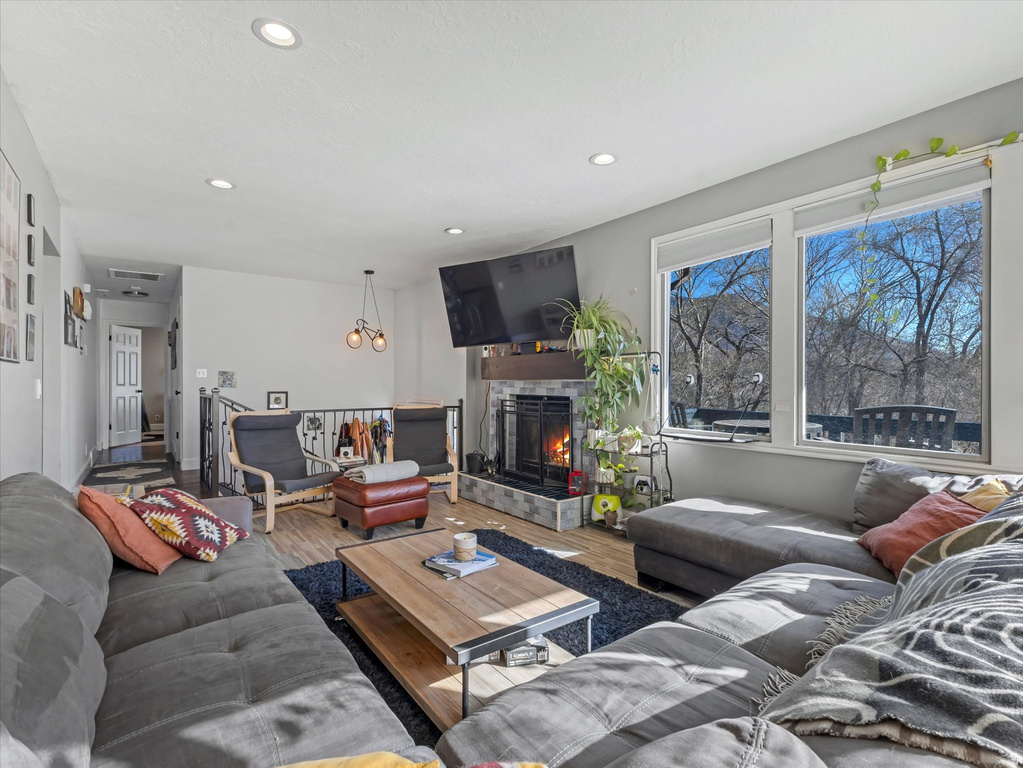 1125 S CUSTER AVE Ogden, UT 84404