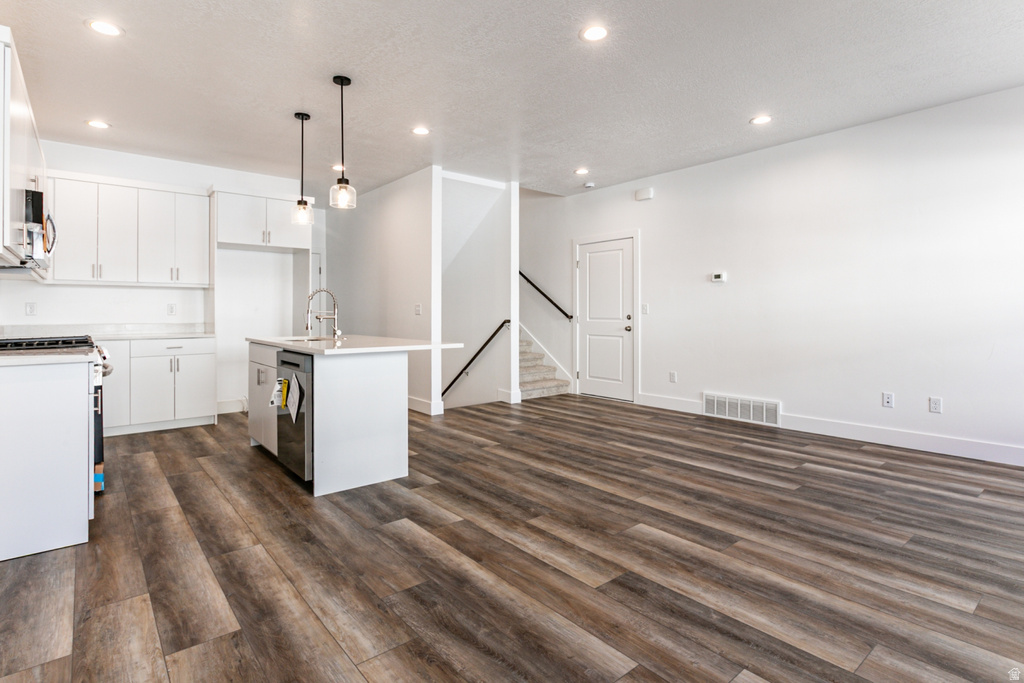 738 E BOGART CT #106 Midvale, UT 84047