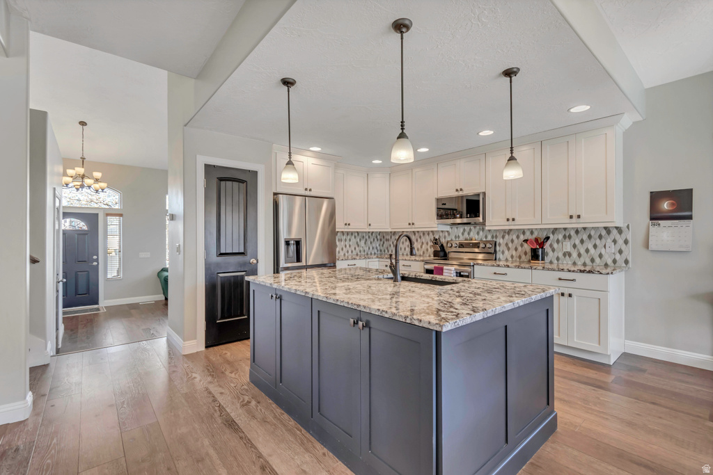 10289 S LOCUST RIDGE CT South Jordan, UT 84009