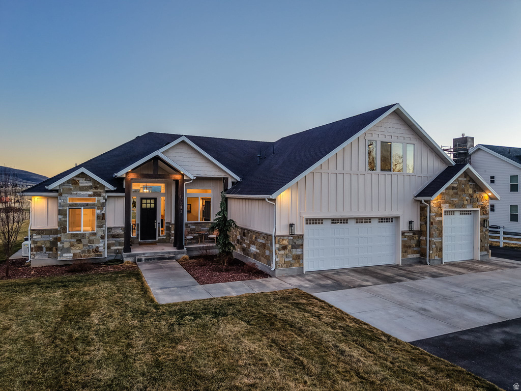 352 E BOULDERVILLE RD Oakley, UT 84055