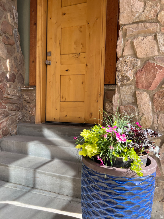 47 S MEADOW DR Springville, UT 84663