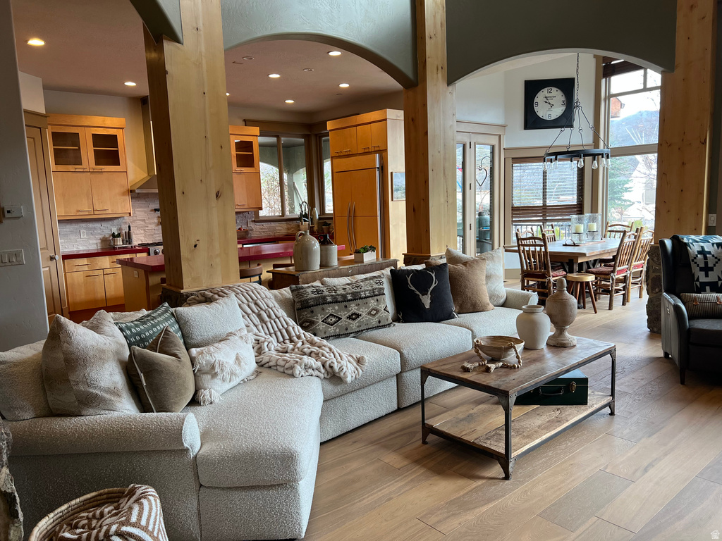 47 S MEADOW DR Springville, UT 84663