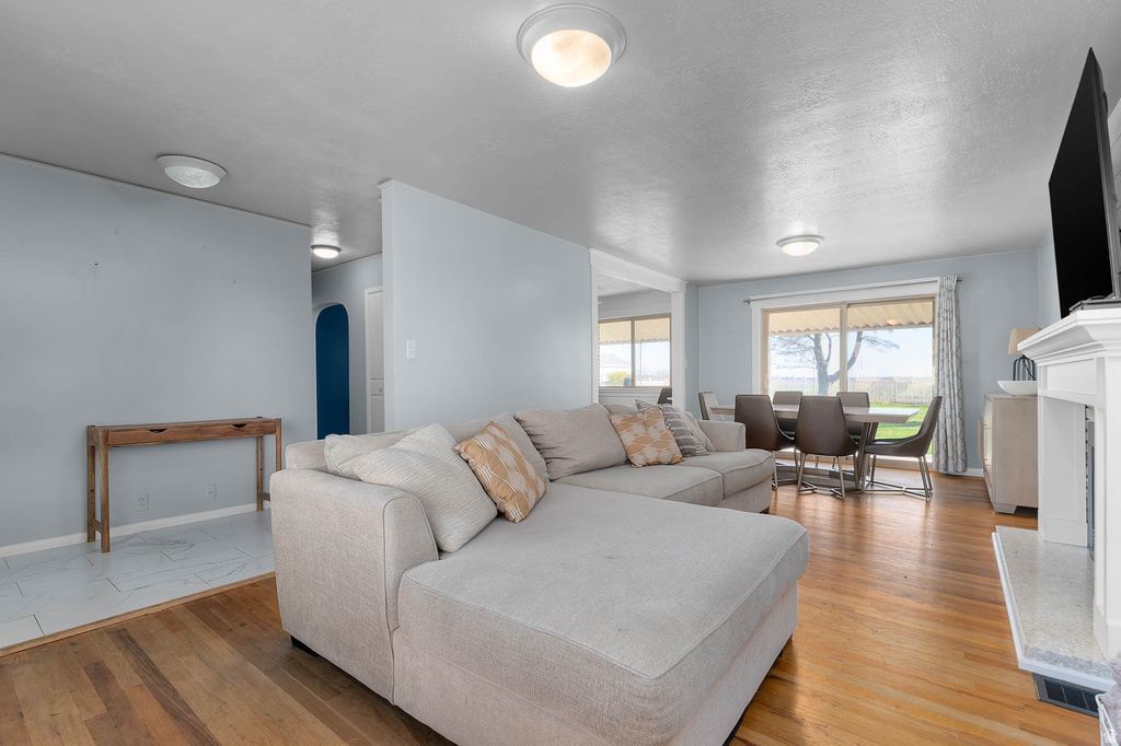 2429 W 300 N West Point, UT 84015