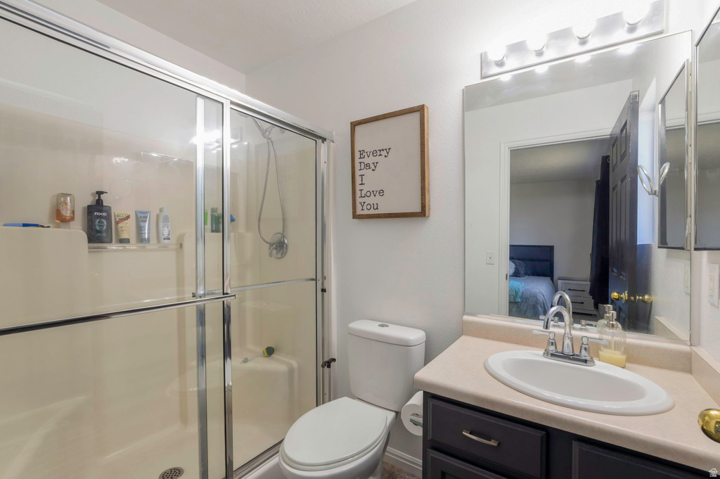 5207 MIDLAND DR Roy, UT 84067