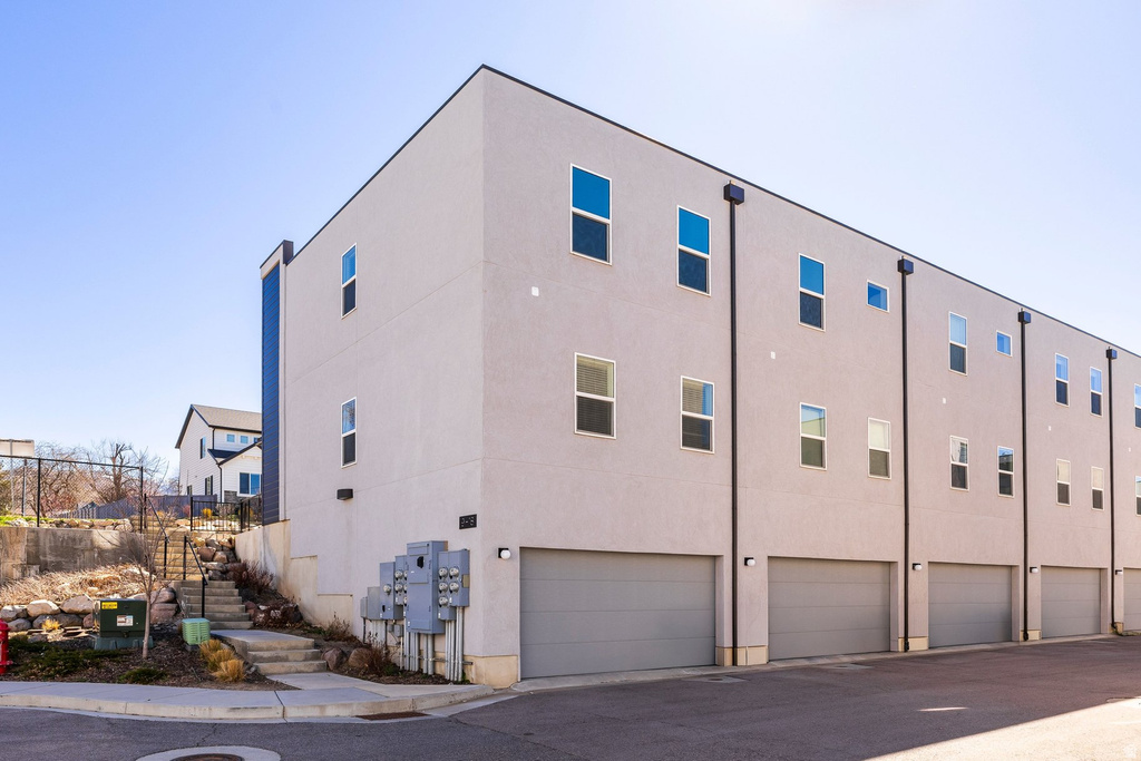 620 N ORCHARD DR #12 North Salt Lake, UT 84010