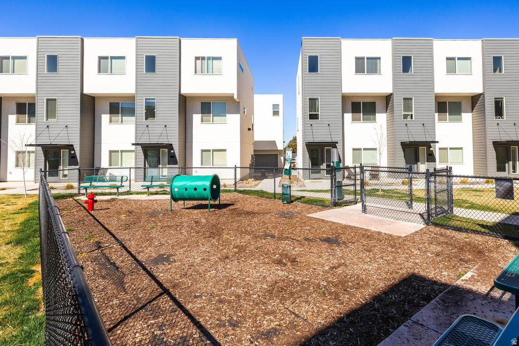 620 N ORCHARD DR #12 North Salt Lake, UT 84010