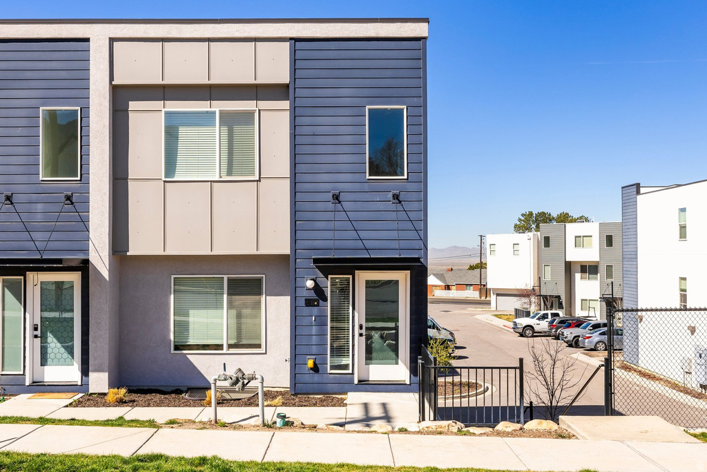 620 N ORCHARD DR #12 North Salt Lake, UT 84010