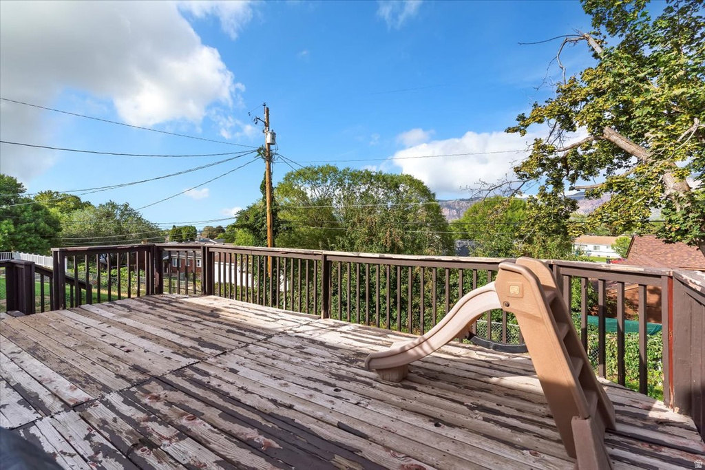 548 W 5150 S Washington Terrace, UT 84405