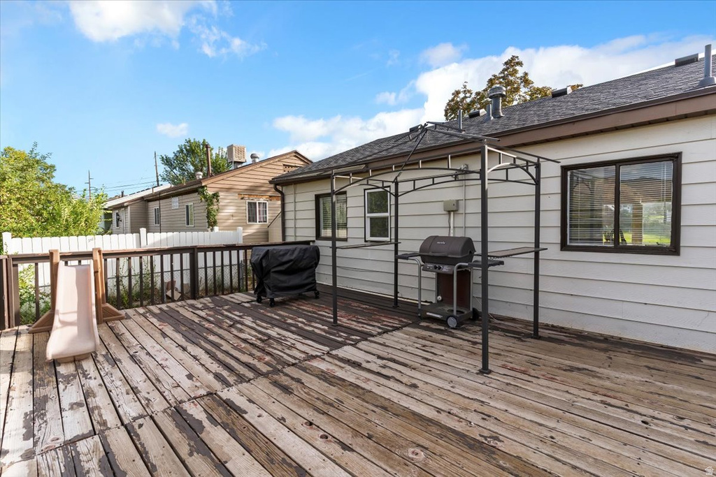 548 W 5150 S Washington Terrace, UT 84405